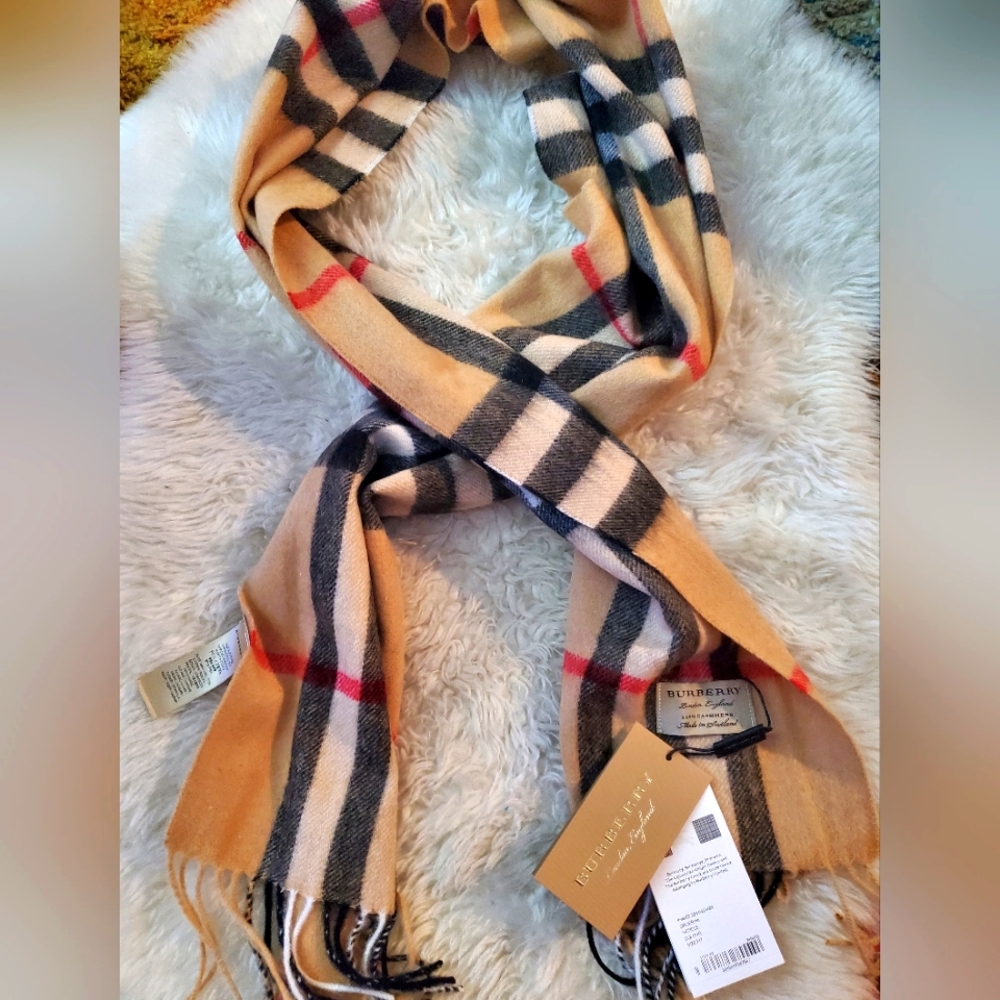 Burberry cashmere scarf Authentic